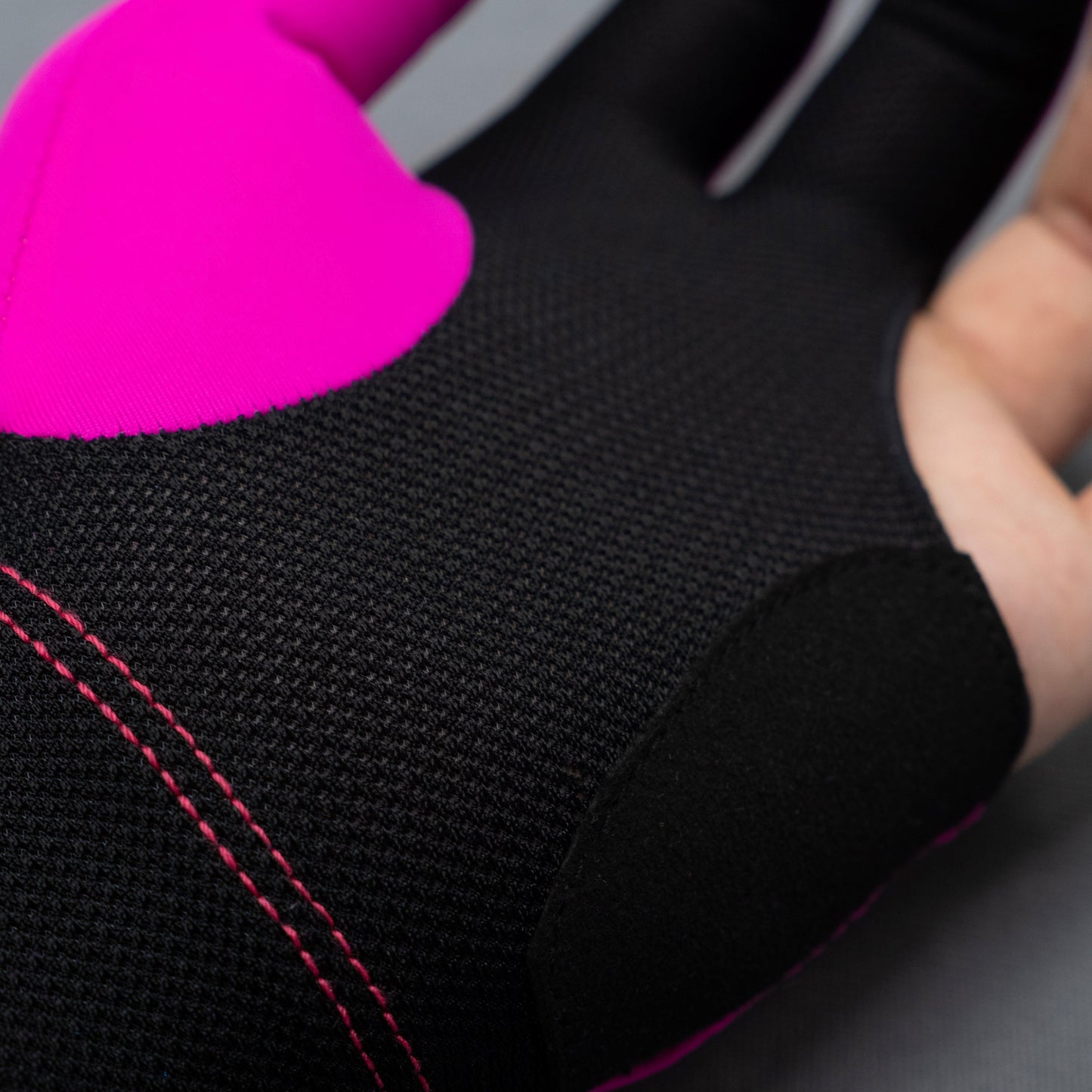 EVO GLOVE MAX-LỰK - RIGHT - PINK